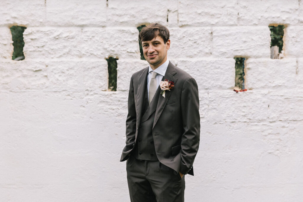 Destination wedding Puglia groom portrait matteo lomonte