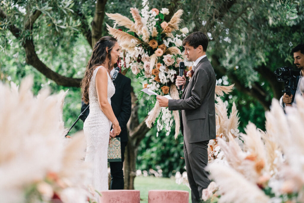 Destination wedding Puglia ceremony vows matteo lomonte