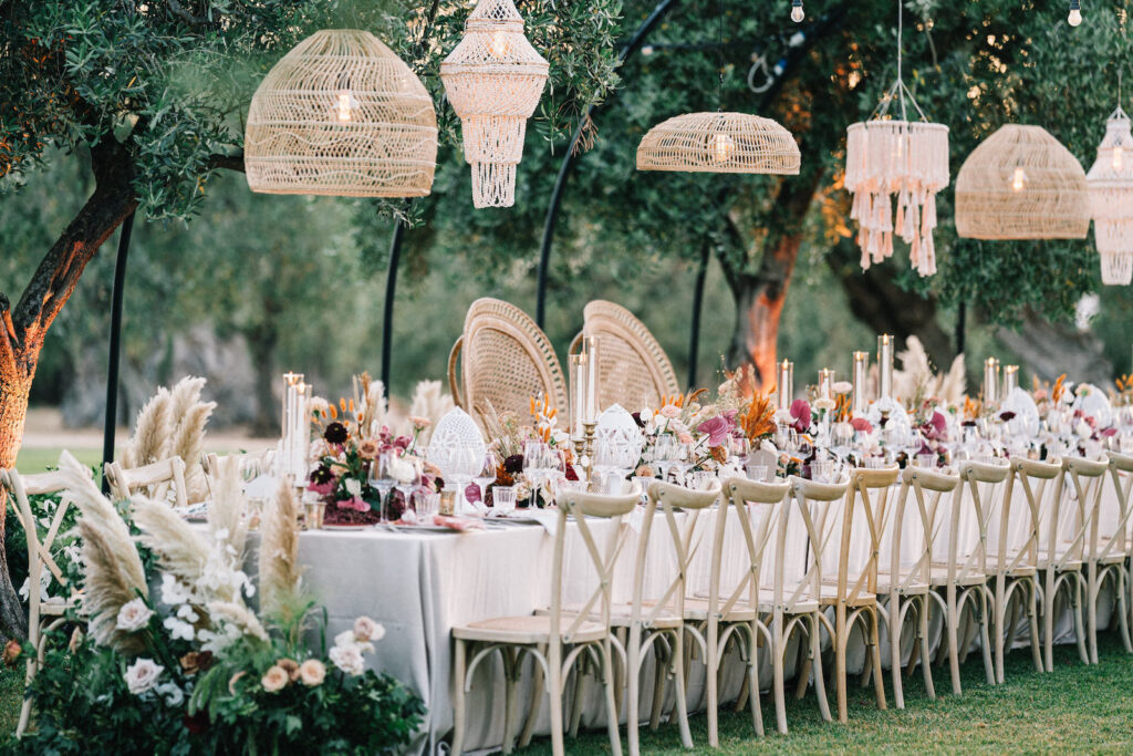 Destination wedding Puglia matteo lomonte table setting